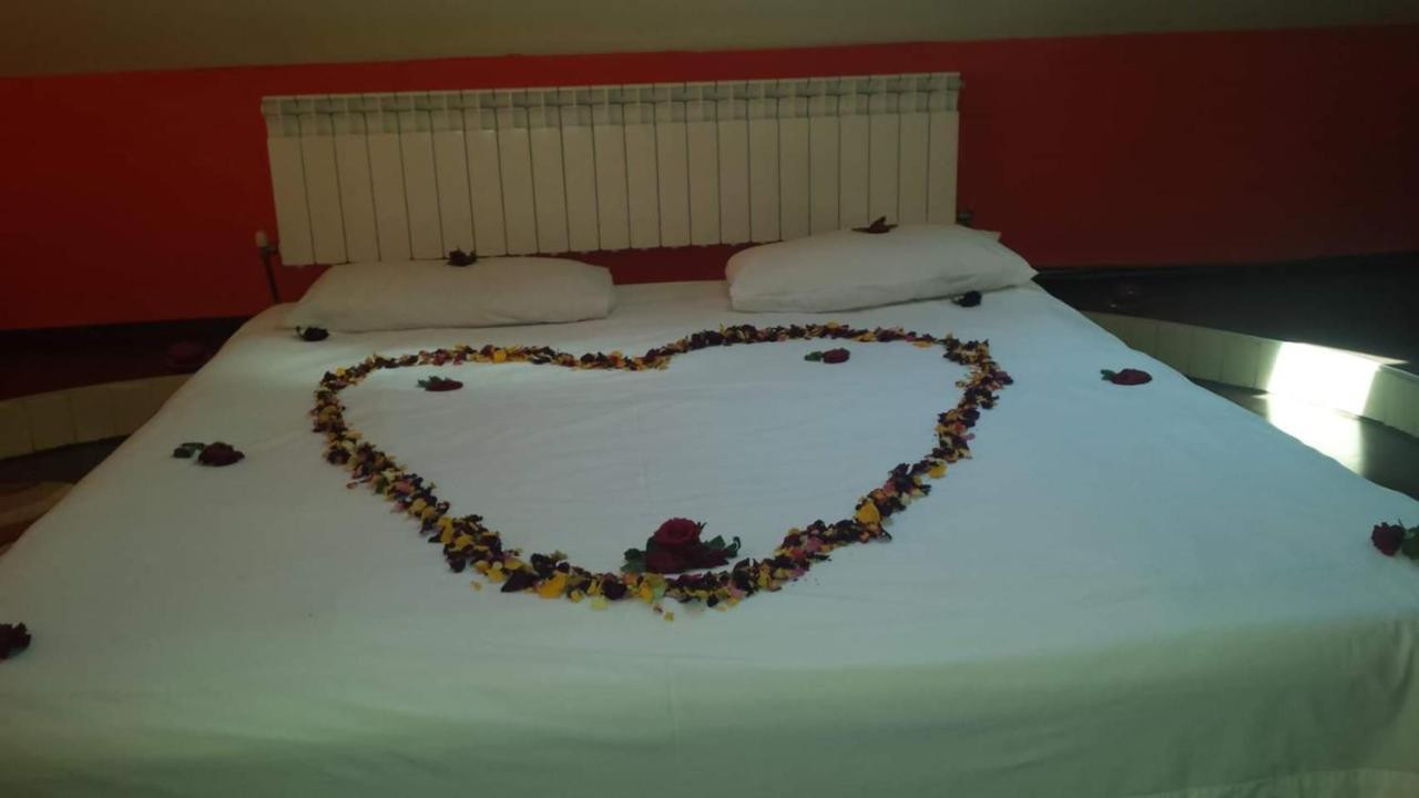 Bed and Breakfast Casa David à Rădăuţi Extérieur photo